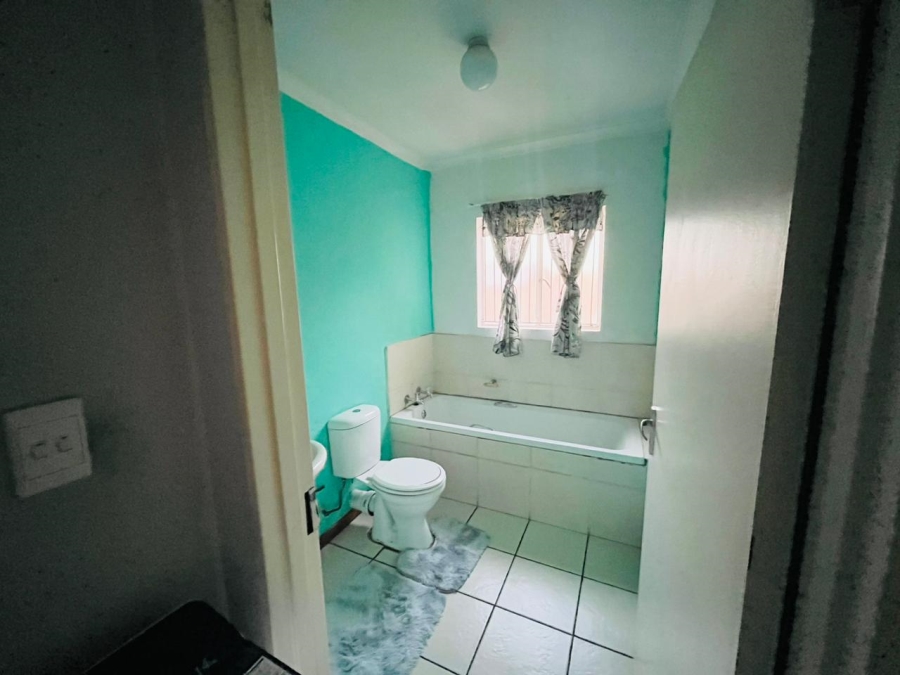 2 Bedroom Property for Sale in Vista Park Free State
